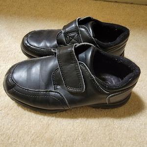 Cherokee Dress Shoes